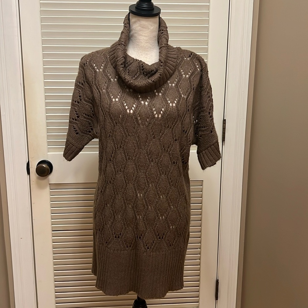Soft Surroundings Sweater in Brown, Size Medium, EUC